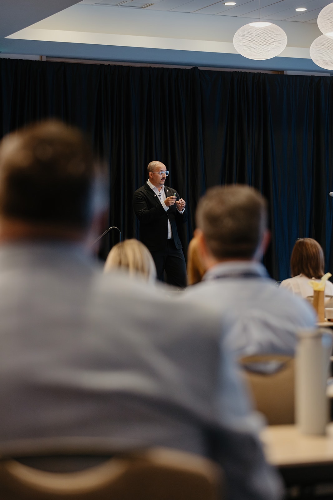 James Poulter speaking at an event - Photo 2