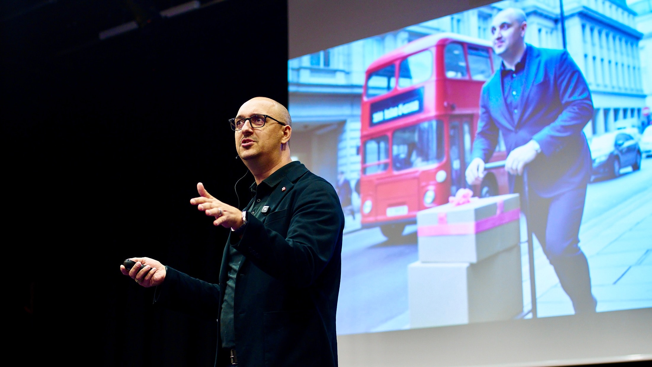 James Poulter speaking at an event - Photo 11